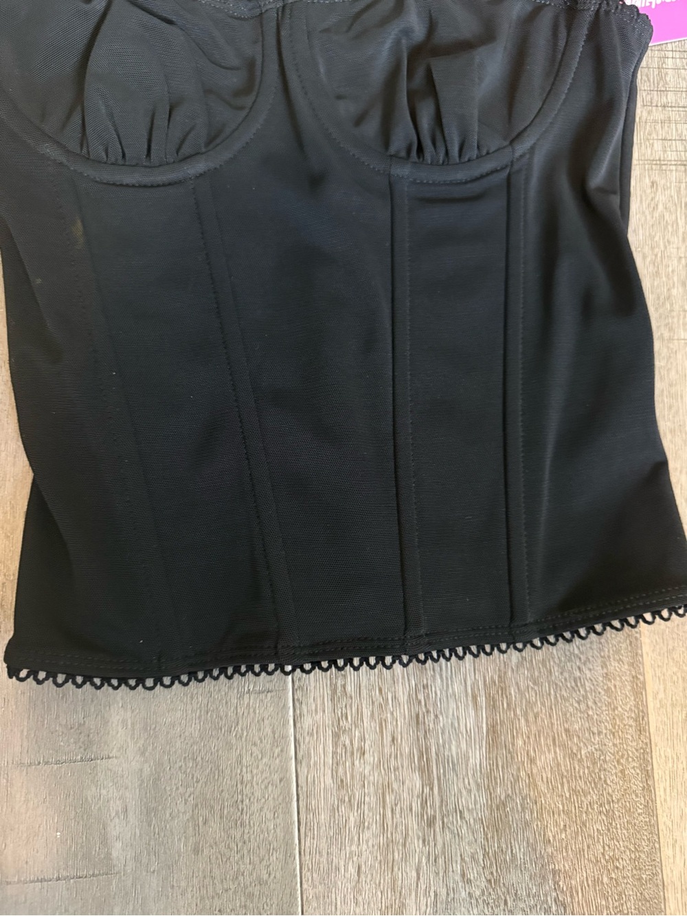 Edikted Black Corset-Style Top. NWT 🖤 - Picture 4 of 5